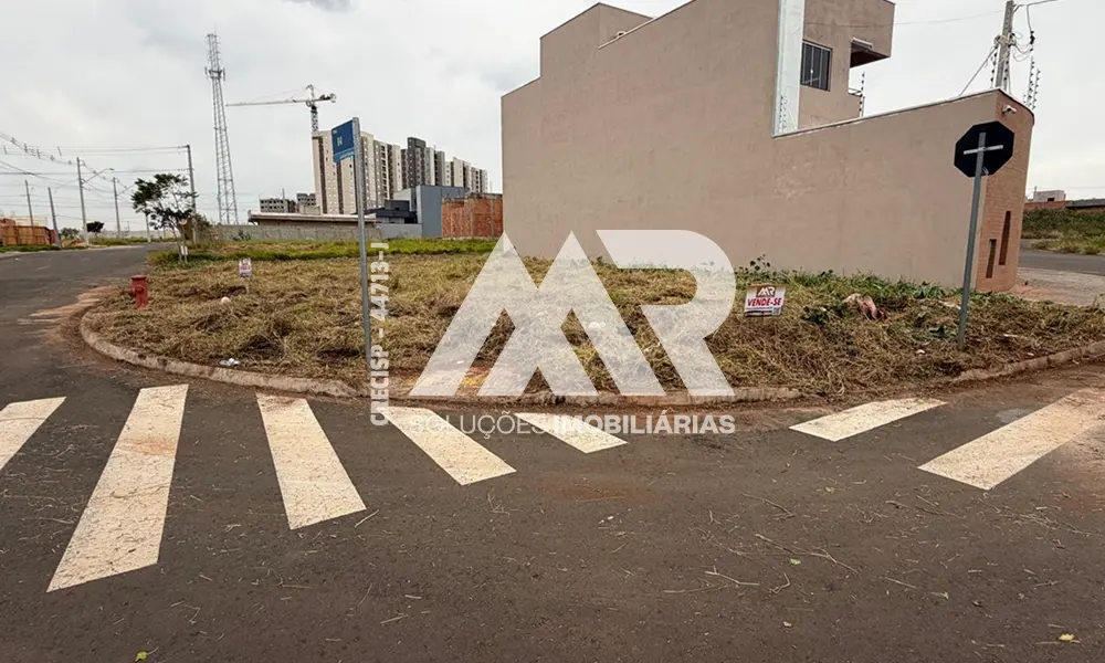 Lote de Esquina 01